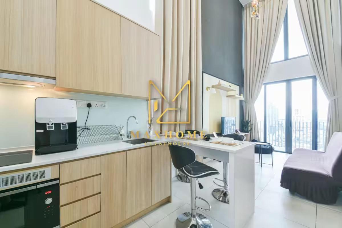 Maxhome Cozy At The Luxe Apartment *